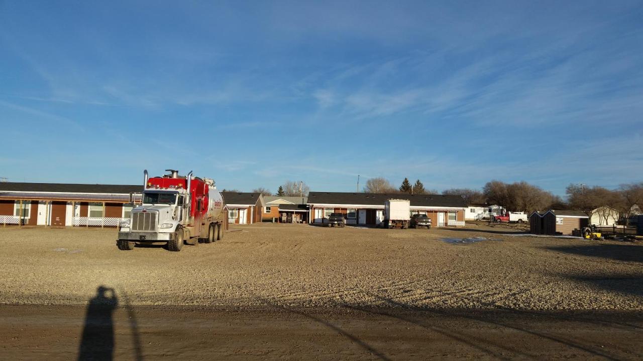 Bear'S Den Lodge Shaunavon Zewnętrze zdjęcie