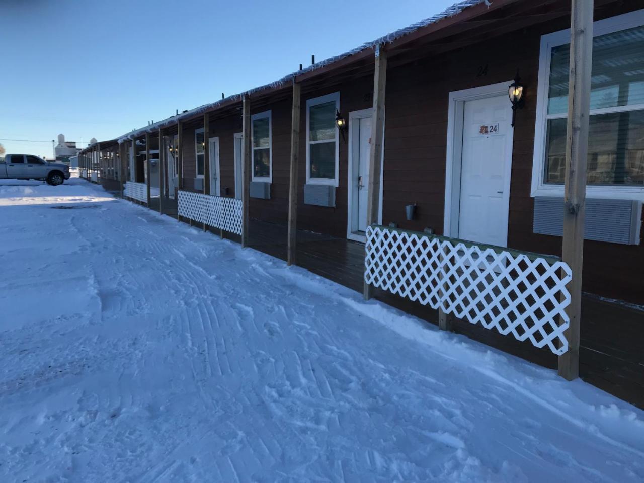 Bear'S Den Lodge Shaunavon Zewnętrze zdjęcie