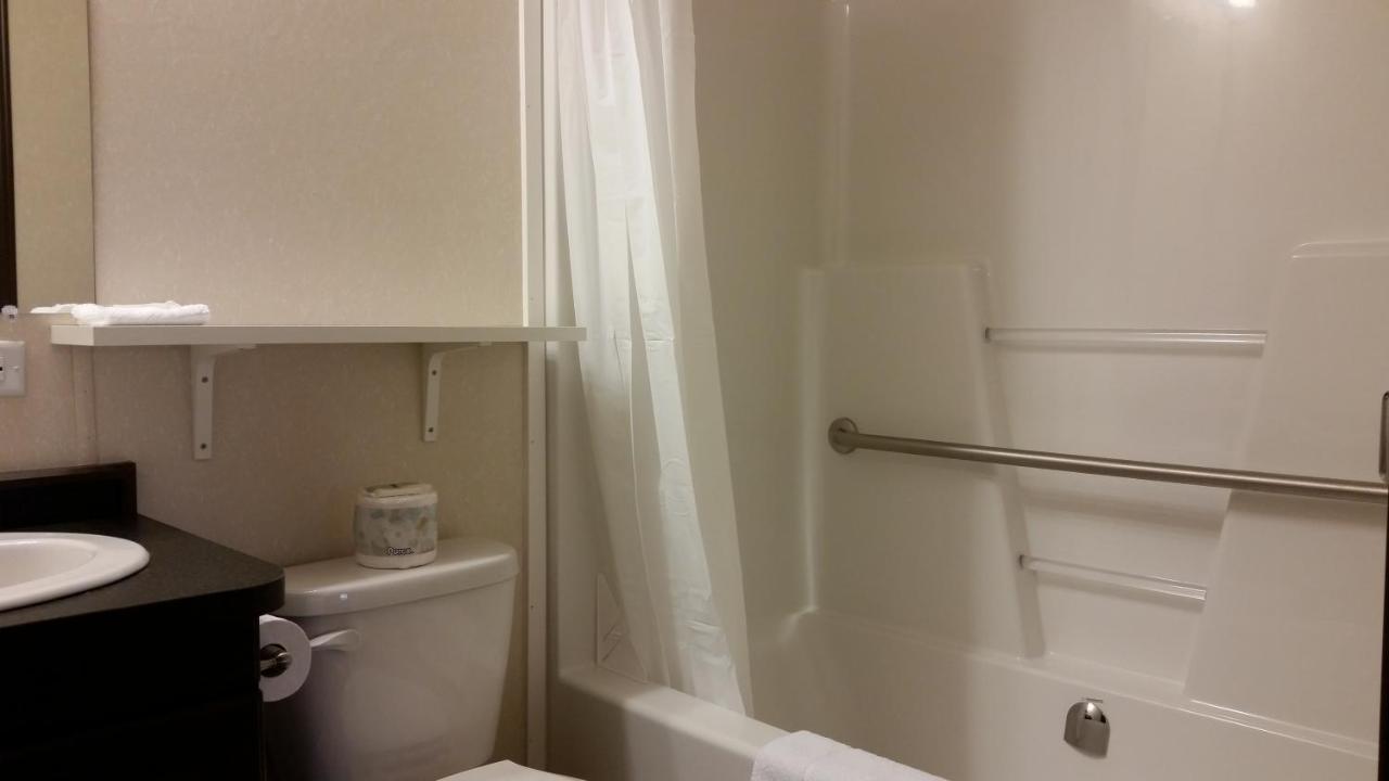 Bear'S Den Lodge Shaunavon Zewnętrze zdjęcie